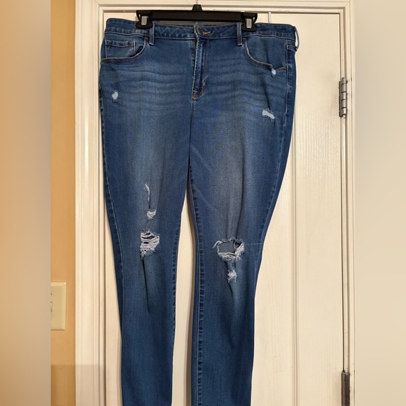 Old Navy Women's Distressed Skinny Jeans - Blue - Picture 1 of 4